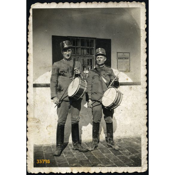 Kisbírók dobokkal, egyenruha, 1930-as évek, Eredeti fotó, papírkép. 