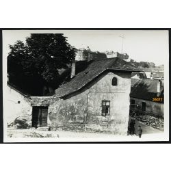   Sarki ház a Tabánban, felette a budai vár, Budapest, Tabán, Hadnagy utca 33., Eper utca, helytörténet, 1931. X. 6, 1930-as évek, Eredeti fotó, papírkép.