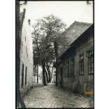 Nagyobb méret, Tabán, Aranykakas utca 24. (balra), Budapest, Bocskai tér, helytörténet, 1920-as évek, Eredeti fotó, papírkép.  