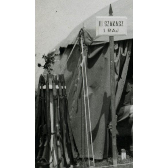 Cserkészek (leventék?), III. szakasz I. raj, sátor, puska, egyenruha, 1930-as évek, Eredeti fotó, papírkép!  
