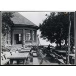 Nagyobb méret! Hármashatárhegyi étterem, turistaház terasza. Budapest, Óbuda, III. kerület, étterem, vendéglátás, kocsma,, helytörténet, 1930-as évek, Eredeti fotó, nagyobb méretű papírkép.  
