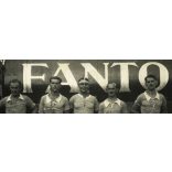 A FANTO Rt. (a MOL elődje) focicsapata, tartálykocsi FANTO felirattal, reklám, jármű, közlekedés, sport, labdarúgás, Magyarország,  1930-as évek, Eredeti fotó, papírkép.   