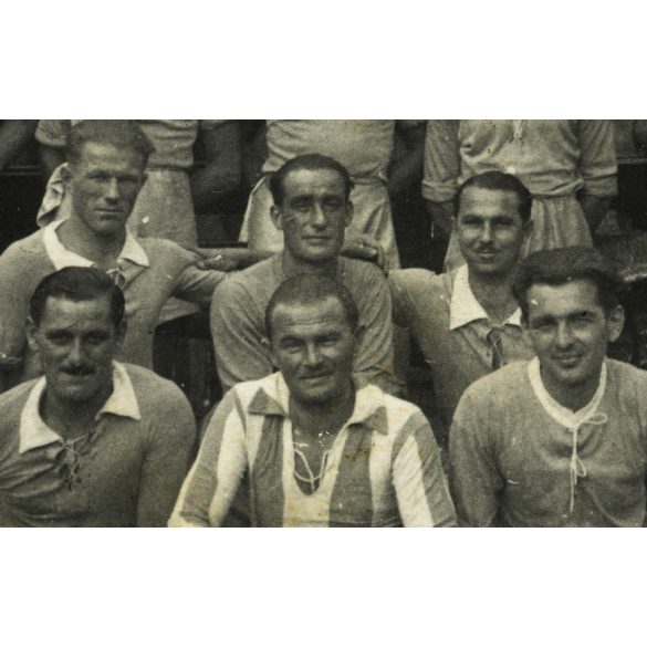 A FANTO Rt. (a MOL elődje) focicsapata, tartálykocsi FANTO felirattal, reklám, jármű, közlekedés, sport, labdarúgás, Magyarország,  1930-as évek, Eredeti fotó, papírkép.   