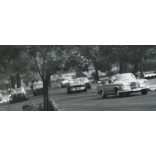 Autóverseny a Népligetben, Budapest, Mercedes 220 SE kabrió, jármű, közlekedés, 1960-as évek, Eredeti fotó, papírkép.  