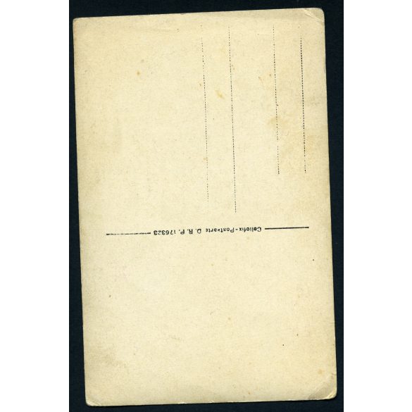 Magyar katona kardjával, Magyar Királyi Honvédség, géppuskás hadnagy portréja, egyenruha, 1920-as évek, Eredeti fotó, papírkép, sarkán törésnyom. 