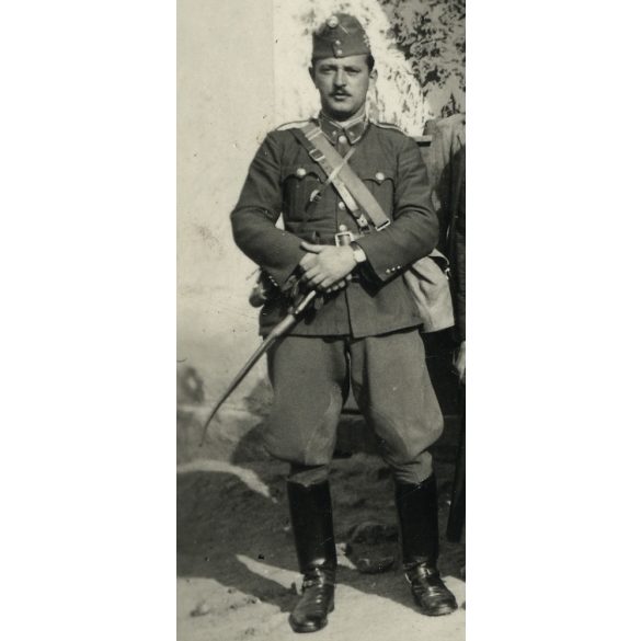 Magyar katonák egyenruhában, Gilvács, Erdély, Szatmár megye, 2. világháború, helytörténet, 1940-es évek, Eredeti fotó, papírkép.   méret megközelítőleg (centiméterben): 6 x 8.5 Használt! Eredeti nagyí