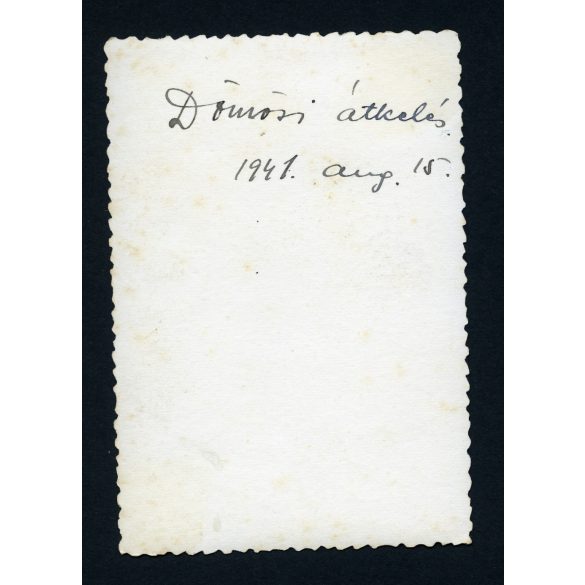 Kislány taligán, Dömös, Duna, Komárom-Esztergom megye, helytörténet, vicces,  1941, 1940-es évek, Eredeti fotó, papírkép. 