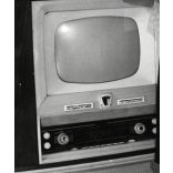 Hölgy EAG erősítővel, ORION ritka prototípus, TV, televízió rádióval összeépítve, technikatörténet, szocializmus, 1960-as évek, Eredeti fotó, papírkép.  