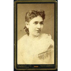   Ciehulsky műterem, Marosvásárhely, Erdély, csinos fiatalasszony különös szemekkel,  1880-as évek, Eredeti CDV, vizitkártya fotó.  
