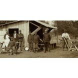 Magyar katonák a táborban, Zimony, Vajdaság, Tábori Posta pecséttel, Szinte László lapja, szerb paraszt népviseletben, egyenruha, 1. világháború, 1914. november 18., 1910-es évek, Eredeti fotó, papírk