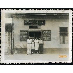   Mazur Ferenc szabómester üzlete, foglalkozás, kirakat, műhely, üzlet, Horthy korszak, 1930-as évek, Eredeti fotó, papírkép.