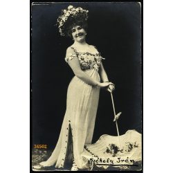   Székely Irén színésznő napernyővel, különös kalapban, művészet, monarchia, 1900-as évek, Eredeti képeslap fotó, papírkép, alsó sarkán törésnyom.   