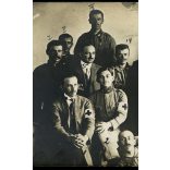 Katonakórház, magyar katonák egyenruhában, vöeöskeresztes karszalag, 1. világháború, 1910-es évek, Eredeti fotó, papírkép, hátoldalán a szereplők névsora foglalkozással együtt. 