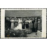 K. Pesti fotó, Jászkarajenő, katona esküvője, egyenruha, menyasszony, kard, érdemrend, 2. világháború, Horthy-korszak, helytörténet, Pest megye, 1940-es évek, Eredeti fotó, papírkép.   