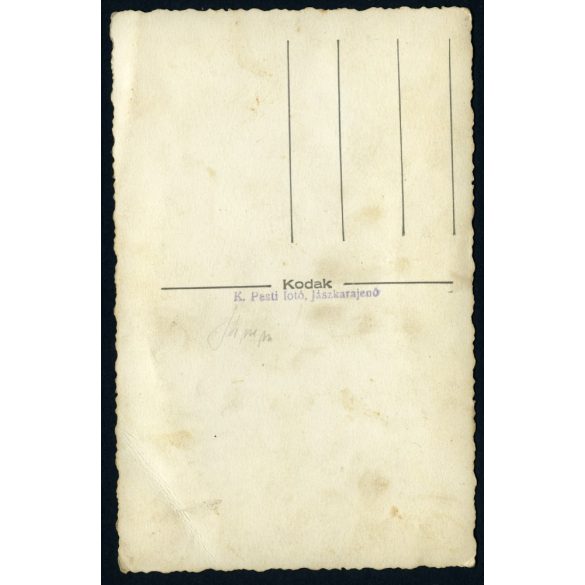 K. Pesti fotó, Jászkarajenő, katona esküvője, egyenruha, menyasszony, kard, érdemrend, 2. világháború, Horthy-korszak, helytörténet, Pest megye, 1940-es évek, Eredeti fotó, papírkép.   
