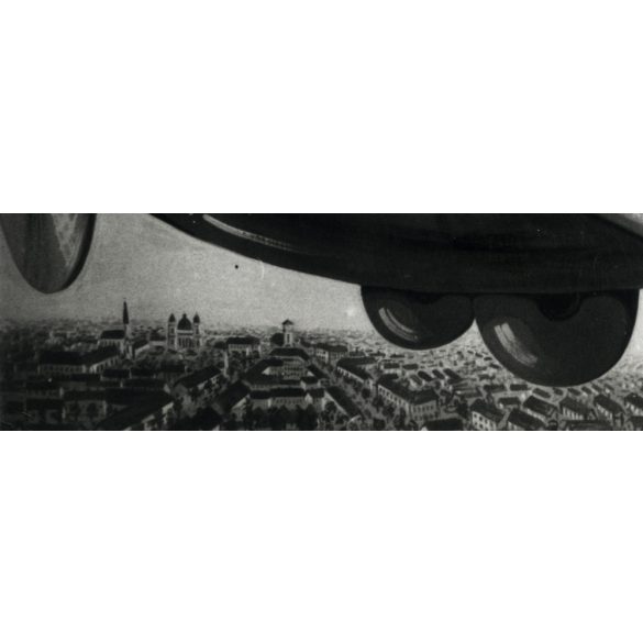 Ünnepi vásár, Cegléd, fiatal pár műtermi repülőgépben, kommunizmus, helytörténet, Pest megye, 1952. augusztus 20., 1950-es évek, Eredeti fotó, papírkép.  