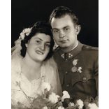 Foto Szalayné, Budapest, magyar katona esküvője, menyasszony, egyenruha, szakaszvezető, Délvidéki Emlékérem,  2. világháború, 1940-es évek, Eredeti fotó, papírkép.   