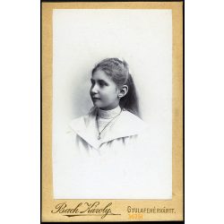   Bach műterem, Gyulafehérvár (Carlsburg), Erdély,  elegáns lány gyönyörű hajjal, nyaklánccal, portré, 1890-es évek, Eredeti CDV, vizitkártya fotó.  
