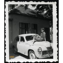   Pobjeda GAZ M 20 gépkocsi BA-00-ás magyar állami rendszámmal, jármű, közlekedés, szocializmus, csinos hólgy autón, 1960-as évek, Eredeti fotó, papírkép.