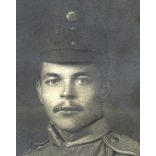 Ismeretlen műterem, magyar katona egyenruhában, sapkajelvény, 1. világháború, bajusz, monarchia, 1910-es évek, Eredeti CDV, vizitkártya fotó.  