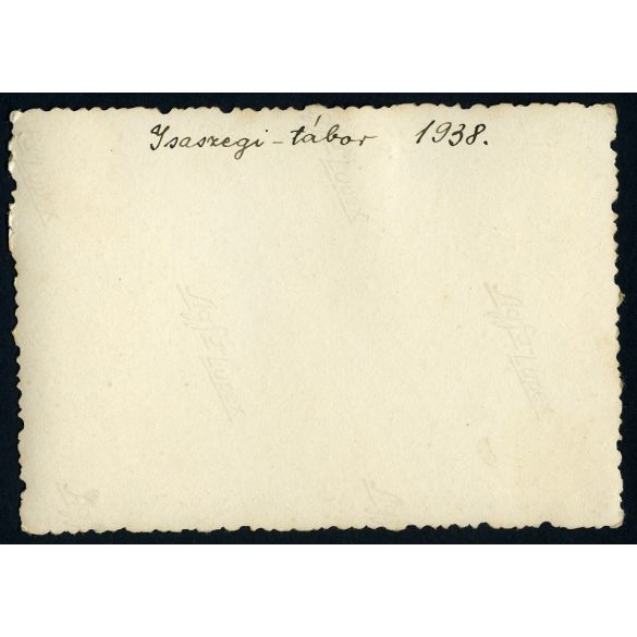 Cserkésztábor, Isaszeg,  tábori mise, az Eucharisztikus Világkongresszus utáni isaszegi tábor, ahol körmenet és fáklyás felvonulás is volt, egyenruha, pap, Horthy-korszak, helytörténet, 1938, 1930-as 