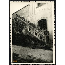   Cserkészek egyenruhában, Máriabesnyő, Horthy-korszak, helytörténet, Pest megye, 1938, 1930-as évek, Eredeti fotó, hátulján feliratozott papírkép.   