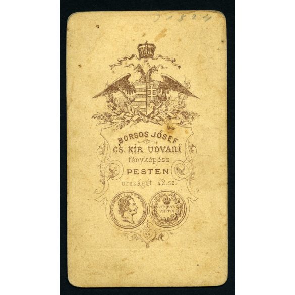 Borsos Jósef (!), Pest, elegáns nő gyönyörű ruhában, különös kalapban, 1860-as évek, Eredeti CDV, vizitkártya fotó.  