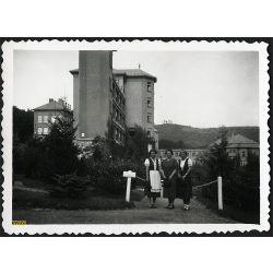   Hölgyek a Horthy szanatóriumban, Mátraháza, Horthy-korszak, kórház, egészségügy üdülő, helytörténet,  Heves megye,1938. augusztus 7., 1930-as évek, Eredeti fotó, papírkép. 