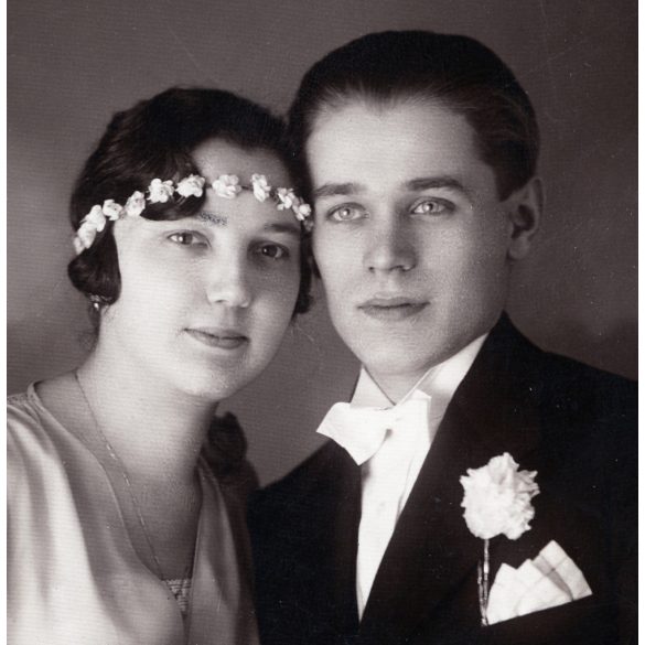 Hauser műterem, Kispest (Budapest), esküvői portré, menyasszony, vőlegény, helytörténet, Horthy-korszak, 1930-as évek, Eredeti fotó, papírkép.