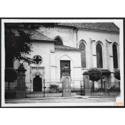   Gót székesegyház a XIV. századból, Rozsnyó, Felvidék, utcakép, Horthy-korszak, templom, egyház, vallás, helytörténet, 1935., 1930-s évek, Eredeti fotó, papírkép.   
