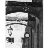 Felvidéki utcakép, Kassa, Felvidék, utcakép, Horthy-korszak, épületek, lámpa, helytörténet, 1935., 1930-s évek, Eredeti fotó, papírkép.   