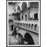 Reneszánsz stílusú udvar Lőcsén, Lőcse, Felvidék, utcakép, Horthy-korszak, stílus, építészet, helytörténet, 1935., 1930-s évek, Eredeti fotó, papírkép.   