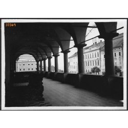   A lőcsei városháza árkádos erkélyfolyosója, Lőcse, Felvidék, utcakép, Horthy-korszak, építészet, erkély, épület, helytörténet, 1935., 1930-s évek, Eredeti fotó, papírkép. 
