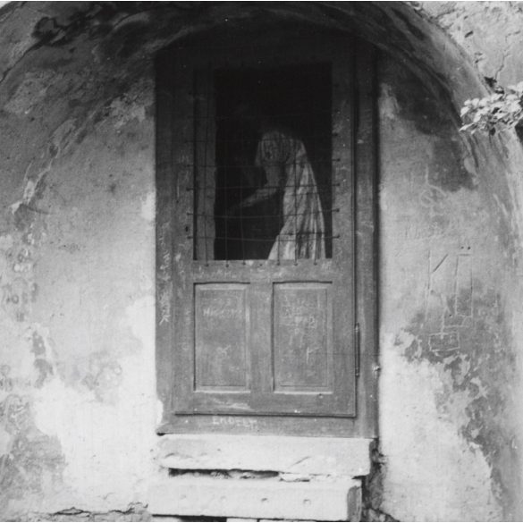 A legendás lőcsei Fehér Asszony tetteinek egyik színhelye, Lőcse, Felvidék, utcakép, Horthy-korszak, legenda, ajtó, helytörténet, 1935., 1930-s évek, Eredeti fotó, papírkép.  