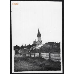   Szent László-templom, Csütörtökhely, Felvidék, utcakép, Horthy-korszak, templom, egyház, vallás, helytörténet, 1935., 1930-s évek, Eredeti fotó, papírkép.  