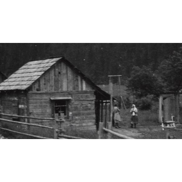 Telepesek a Sztracenai völgyben, Sztracena, Felvidék, utcakép, Horthy-korszak, természet, faház, helytörténet, 1935., 1930-s évek, Eredeti fotó, papírkép.  