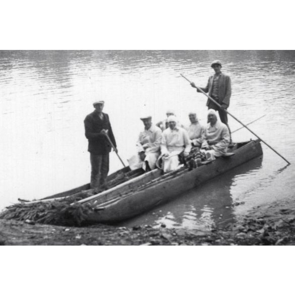 Tutajozás a Dunajecen, Felvidék, Horthy-korszak, folyó, tutaj, emberek, helytörténet, 1935., 1930-s évek, Eredeti fotó, papírkép.  