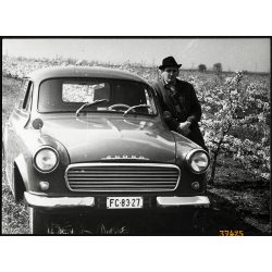   Skoda kombi kisteherautó, Kertészeti Kutatóintézet, jármű, közlekedés, szocializmus, 1960-as évek, Eredeti fotó, hátulján feliratozott papírkép. 
