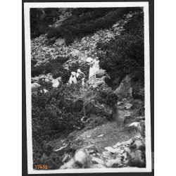   Kirándulás a poprádi-tó sziklái közt, Poprád, Felvidék, Horthy-korszak, természet, tó, helytörténet, 1935., 1930-s évek, Eredeti fotó, papírkép.  