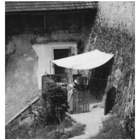 Árva várának alsó várkapuja, bejárata, Árvaváralja, Felvidék, utcakép, Horthy-korszak, építészet, vár, helytörténet, 1935., 1930-s évek, Eredeti fotó, papírkép.  