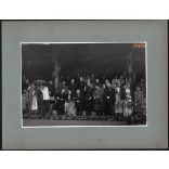 Nagyobb méret, Szatmárnémeti, Erdély, Magyar Királyi Államvasutak Fiúnevelő Intézetének és Árvaházának felavatása. A résztvevők között híres nemesek, politikusok és egyházi vezetők, 1941. szeptember 