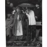 Nagyobb méret, Szatmárnémeti, Erdély, Magyar Királyi Államvasutak Fiúnevelő Intézetének és Árvaházának felavatása. A résztvevők között híres nemesek, politikusok és egyházi vezetők, 1941. szeptember 