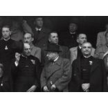 Nagyobb méret, Szatmárnémeti, Erdély, Magyar Királyi Államvasutak Fiúnevelő Intézetének és Árvaházának felavatása. A résztvevők között híres nemesek, politikusok és egyházi vezetők, 1941. szeptember 