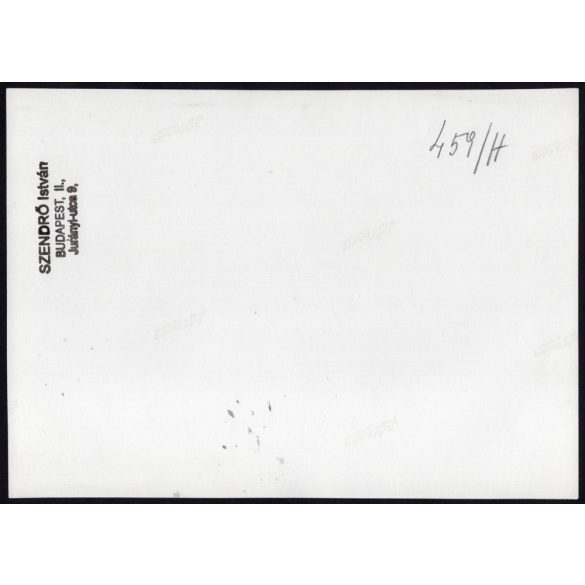 Nagyobb méret, Szendrő István fotóművészeti alkotása, Lékhalászok a Balaton jegén, Balaton, hajó, háló, 1930-as évek. Eredeti, pecséttel jelzett fotó, papírkép, Agfa Brovira papíron.