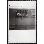 Magas rangú katonatiszt és felesége a vonaton, Szeged, Irén és Jóska, Csongrád-Csanád megye, harcászat, katonatiszt, kitüntetések, vonat, egyenruha helytörténet, 1930., 1930-s évek, Eredeti fotó, papí