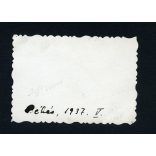 Férfiak a Patikánál, Békés, üzletek, kirakatok, utcakép, kalapok a fán, vicces, Horthy-korszak, Békés megye, helytörténet, 1937., 1930-as évek, Eredeti fotó, papírkép. 