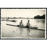 A Maros Evezős Klub sportolói, Arad, Erdély, Maros-folyó, fürdőruha, sport, fiú, strand, fürdőélet,  Horthy-korszak, 1939. szeptember, 1930-as évek, helytörténet. Eredeti fotó, papírkép.   