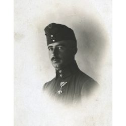   Magyar katona egyenruhában, kitüntetés, 1. világháború, Früstök László, monarchia, 1910-es évek, Eredeti fotó, papírkép.  