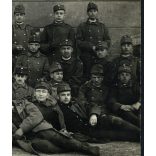 Magyar katonák egyenruhában, Budapest, laktanya, Jákó Dezső levele Tiszaburára édesapjának Jákó Balázs református lelkésznek, kitüntetés, 1. világháború, monarchia, 1917., 1910-es évek, Eredeti fotó, 