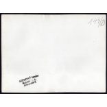 Nagyobb méret, Szendrő István fotóművészeti alkotása, kukoricafosztás a tanyán, népviselet, néprajz, udvar, 1930-as évek. Eredeti, pecséttel jelzett fotó, papírkép. Dekorációnak, ajándéknak is kiváló.